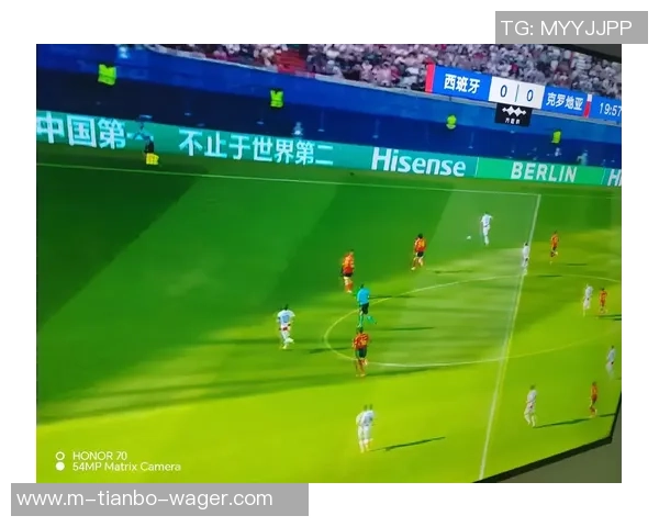 王涛解读天下足球背后的故事与激情，带你领略足球的魅力与精神